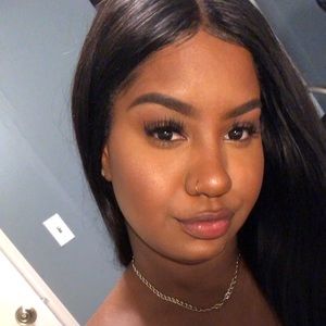 Meet your Posher, Bless